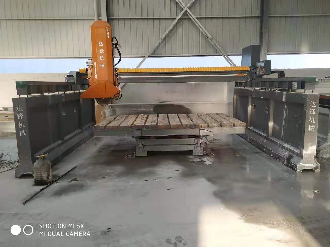 Infrared Bridge Cutting Machine DF-400/600/800