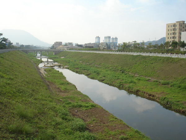 生物磚排水溝（生物磚護(hù)坡）